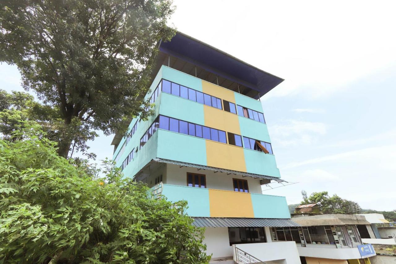 Hotel Oyo 49244 Green Castle Residency Nedumkandam Exterior foto